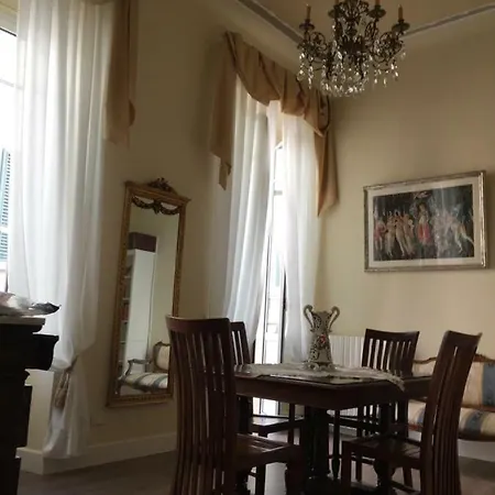 Διαμέρισμα Residenza D'aste Αλμπένγκα