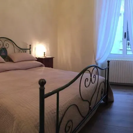 Residenza D'aste * Αλμπένγκα